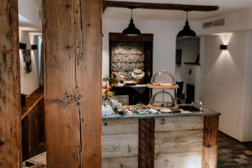 Das Schutzhaus-Bed And Breakfast-Dein Basislager Im Salzkammergut Bad Aussee Bagian luar foto