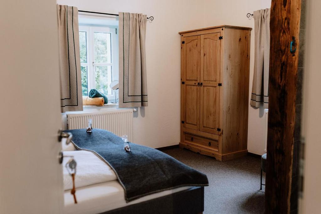 Das Schutzhaus-Bed And Breakfast-Dein Basislager Im Salzkammergut Bad Aussee Bagian luar foto