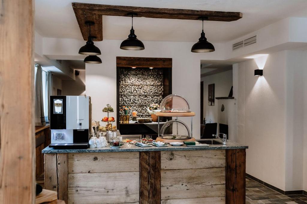 Das Schutzhaus-Bed And Breakfast-Dein Basislager Im Salzkammergut Bad Aussee Bagian luar foto