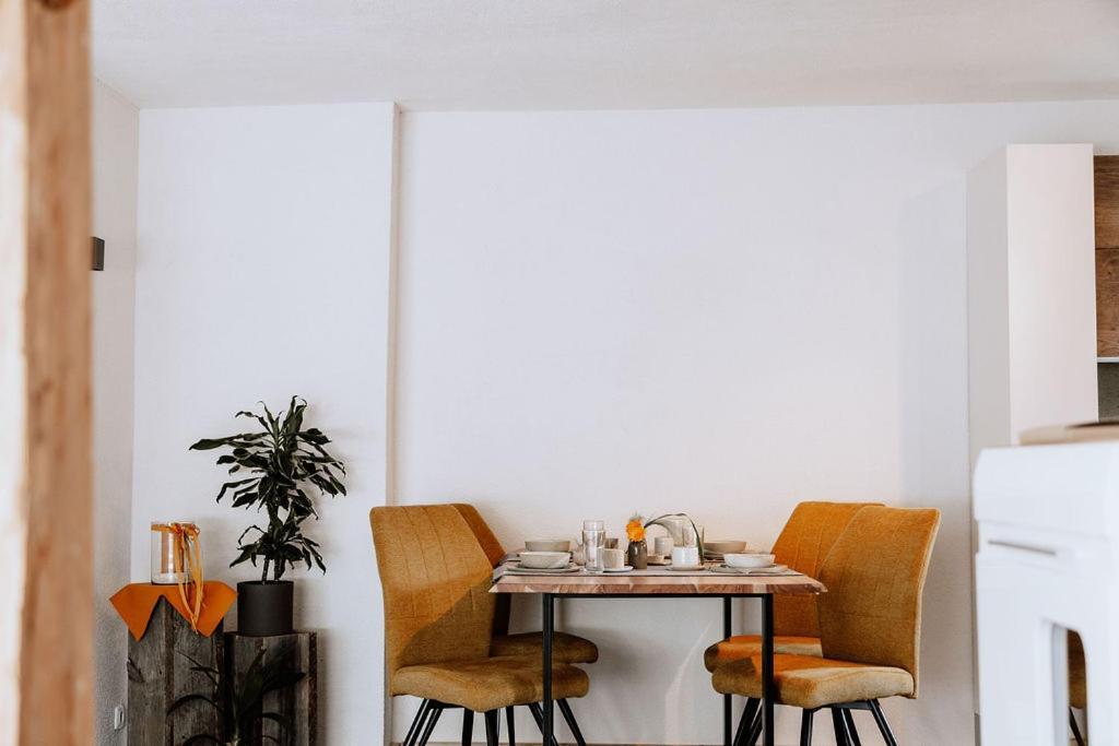 Das Schutzhaus-Bed And Breakfast-Dein Basislager Im Salzkammergut Bad Aussee Bagian luar foto